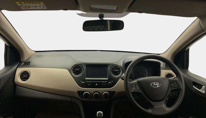 2017 Hyundai Grand i10 SPORTZ (O) 1.2 KAPPA VTVT, Petrol, Manual, 72,834 km, Dashboard
