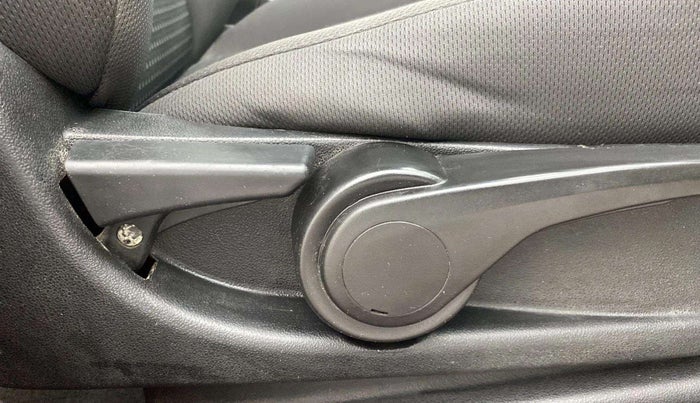 2018 Tata Tiago XZ PETROL, Petrol, Manual, 53,029 km, Driver Side Adjustment Panel