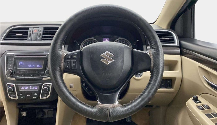 2016 Maruti Ciaz ZXI, Petrol, Manual, 36,229 km, Steering Wheel Close Up