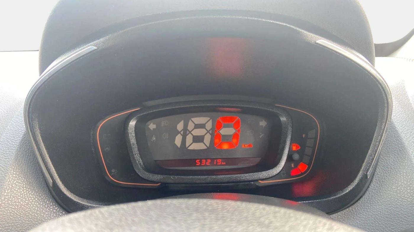 2017 Renault Kwid RXT 1.0 (O), Petrol, Manual, 53,254 km, Odometer Image
