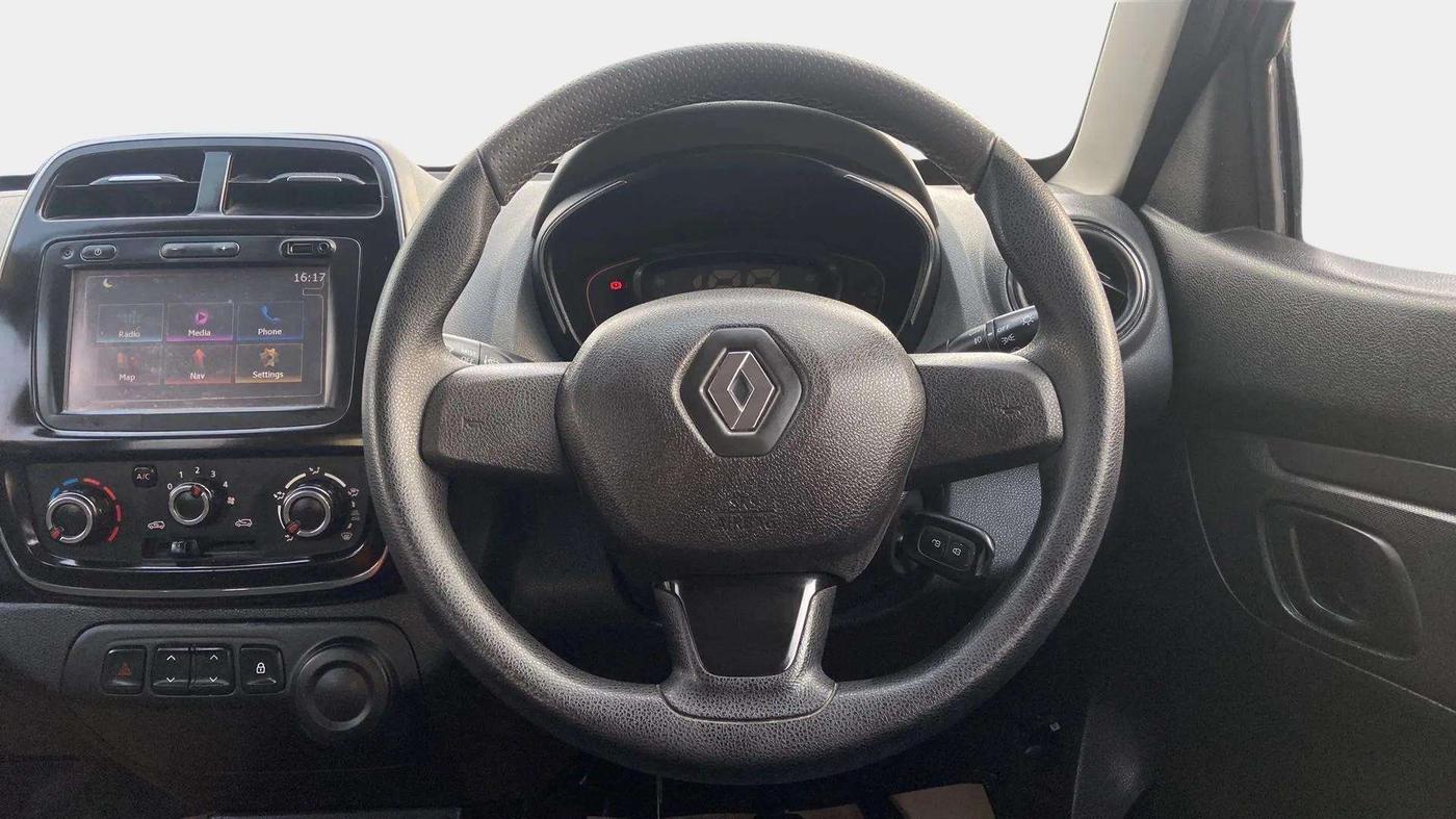 2017 Renault Kwid RXT 1.0 (O), Petrol, Manual, 53,254 km, Steering Wheel Close Up