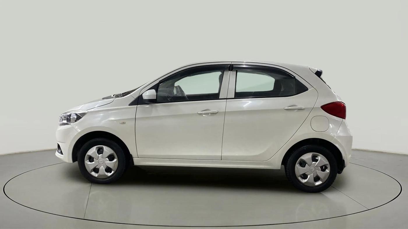2017 Tata Tiago XT PETROL, Petrol, Manual, 12,148 km, Left Side