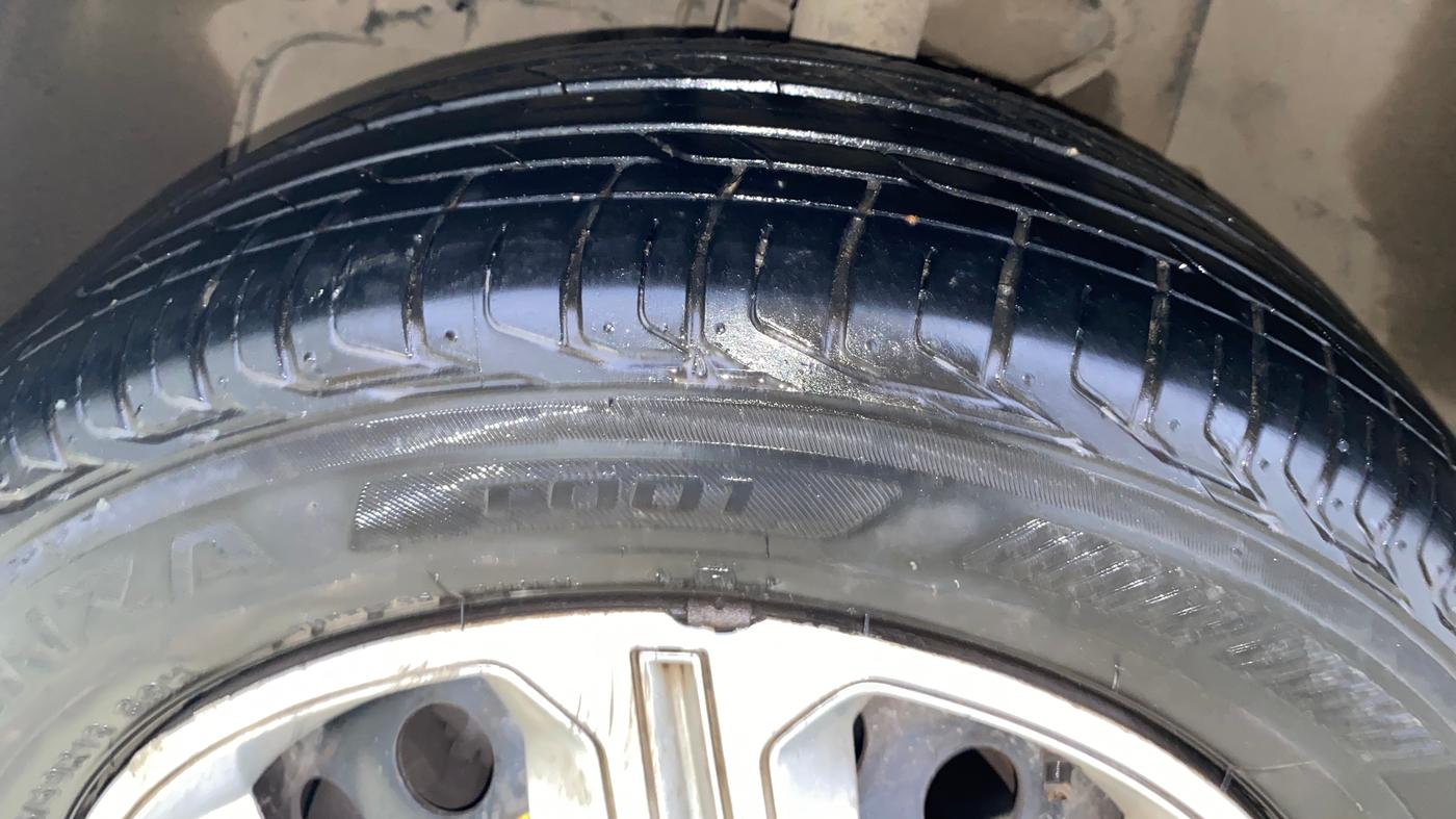 2022 Tata NEXON XZ PETROL, Petrol, Manual, 28,250 km, Left Front Tyre Tread