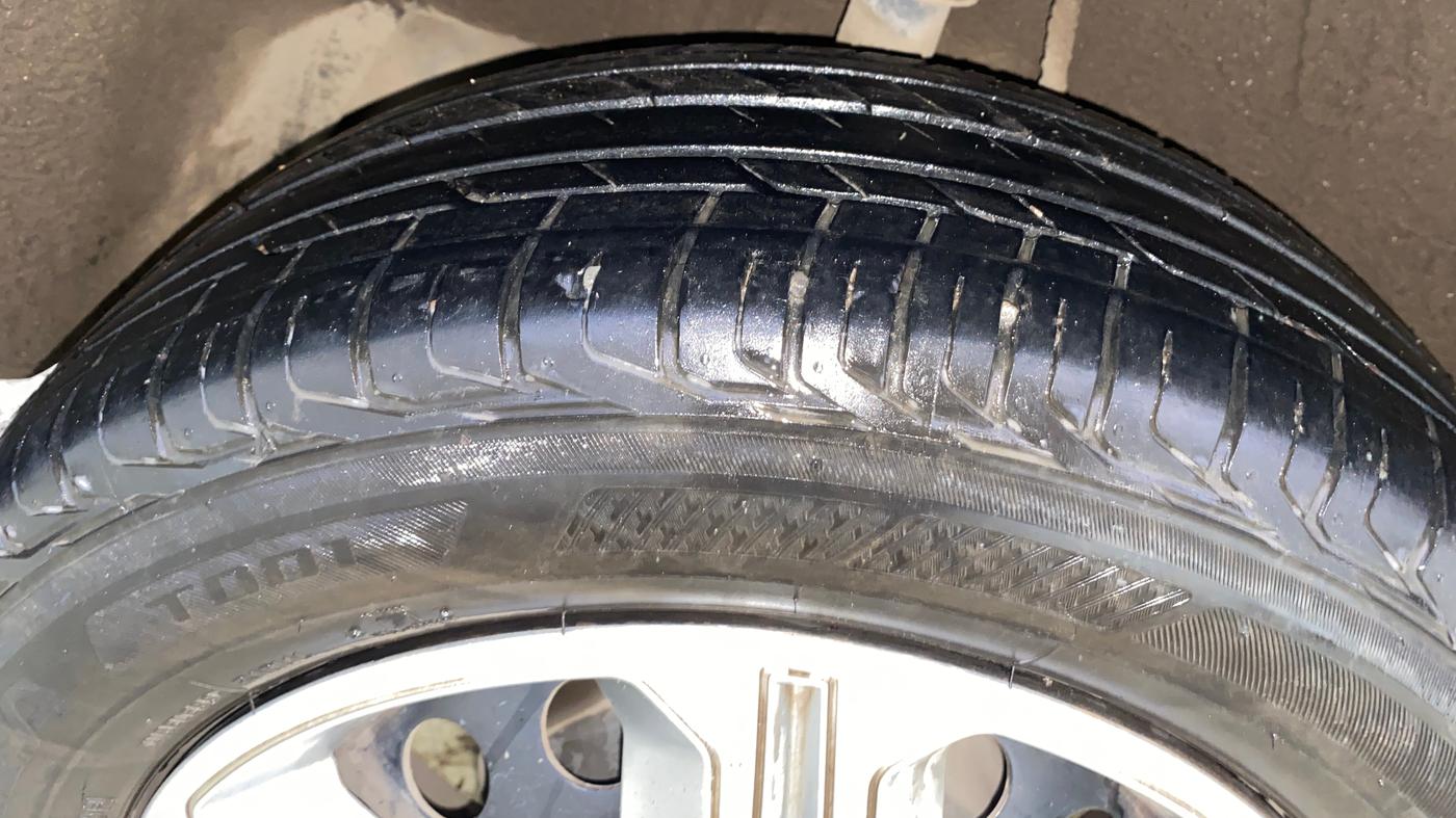 2022 Tata NEXON XZ PETROL, Petrol, Manual, 28,250 km, Right Rear Tyre Tread