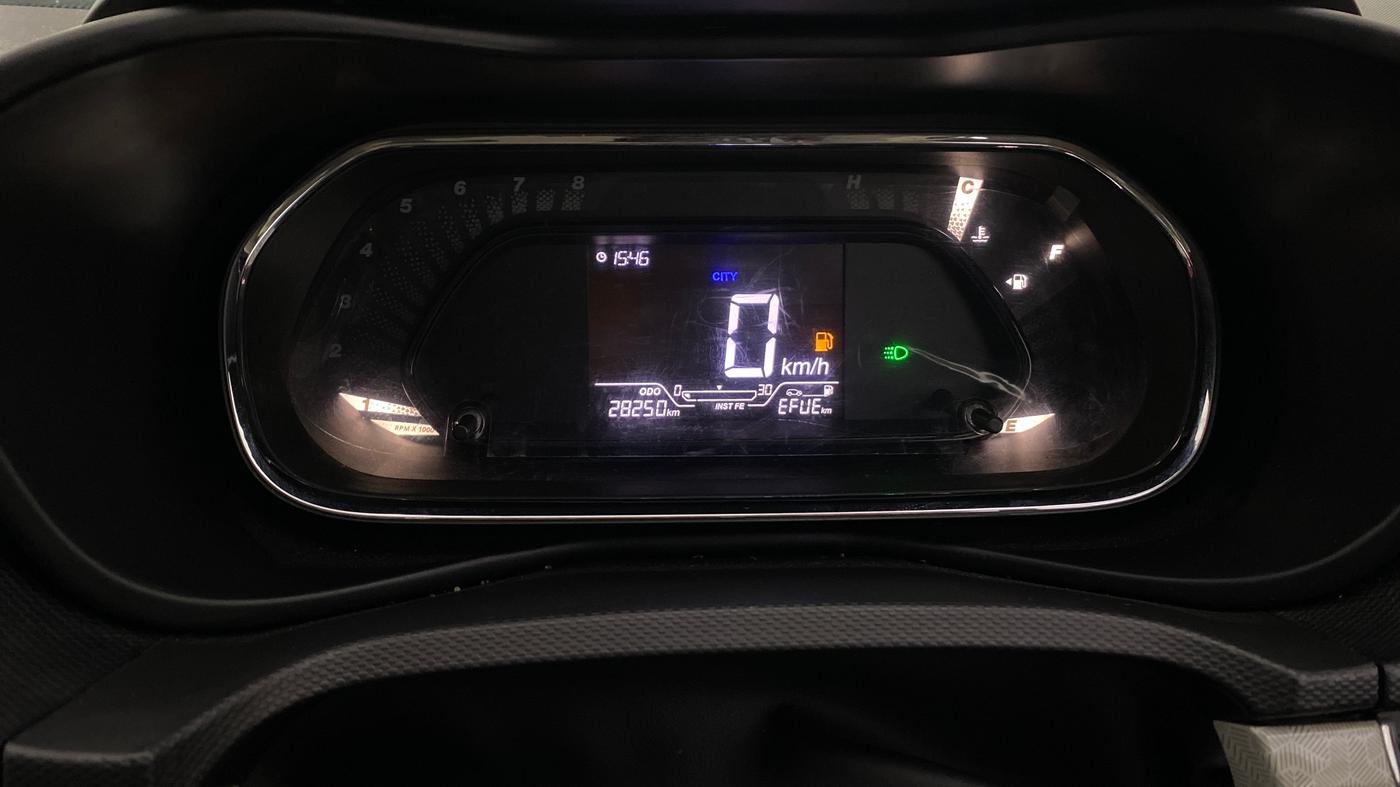 2022 Tata NEXON XZ PETROL, Petrol, Manual, 28,250 km, Odometer Image