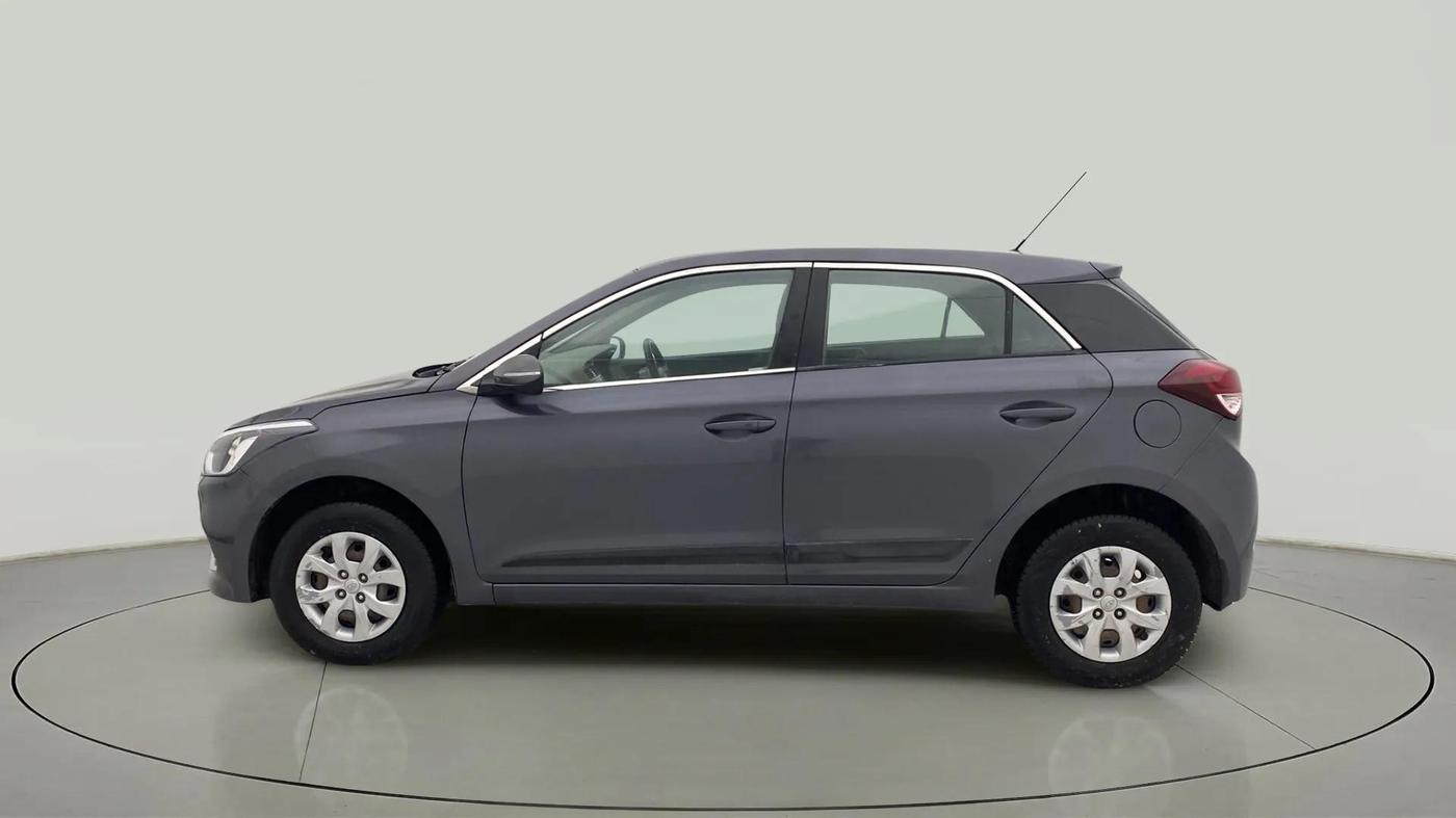 2016 Hyundai Elite i20 SPORTZ 1.4 CRDI, Diesel, Manual, 96,140 km, Left Side