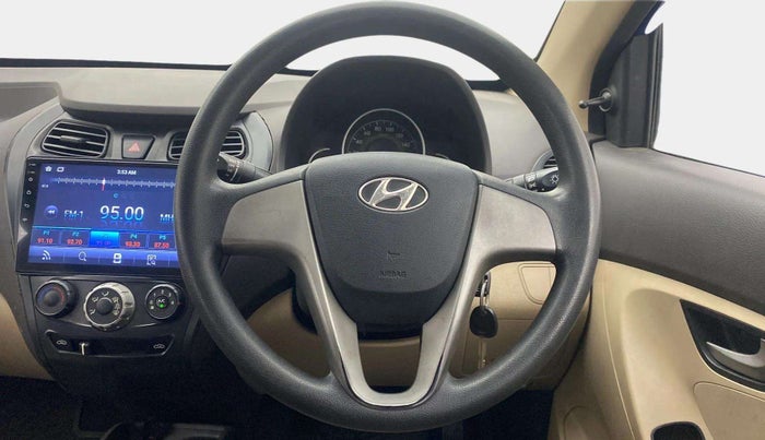 2014 Hyundai Eon SPORTZ, Petrol, Manual, 43,783 km, Steering Wheel Close Up