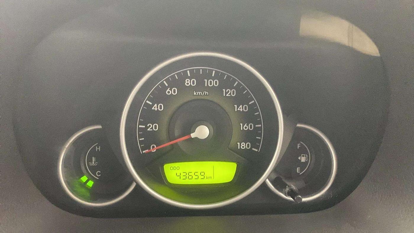 2014 Hyundai Eon SPORTZ, Petrol, Manual, 43,783 km, Odometer Image