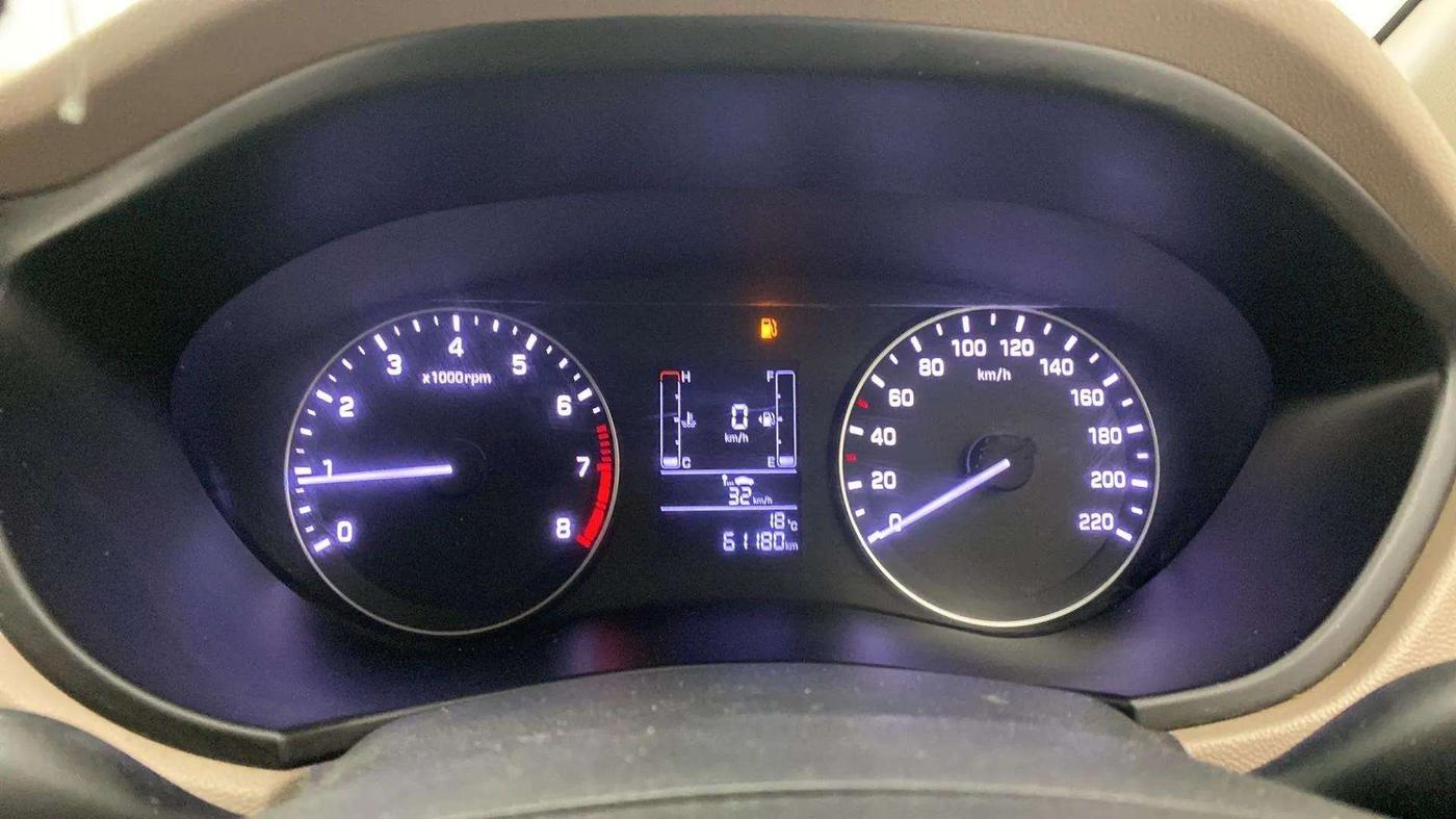 2016 Hyundai Elite i20 SPORTZ 1.2, Petrol, Manual, 61,321 km, Odometer Image