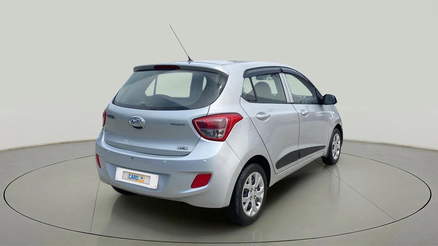 2015 Hyundai Grand i10 MAGNA 1.2 KAPPA VTVT, Petrol, Manual, 26,658 km, Right Back Diagonal