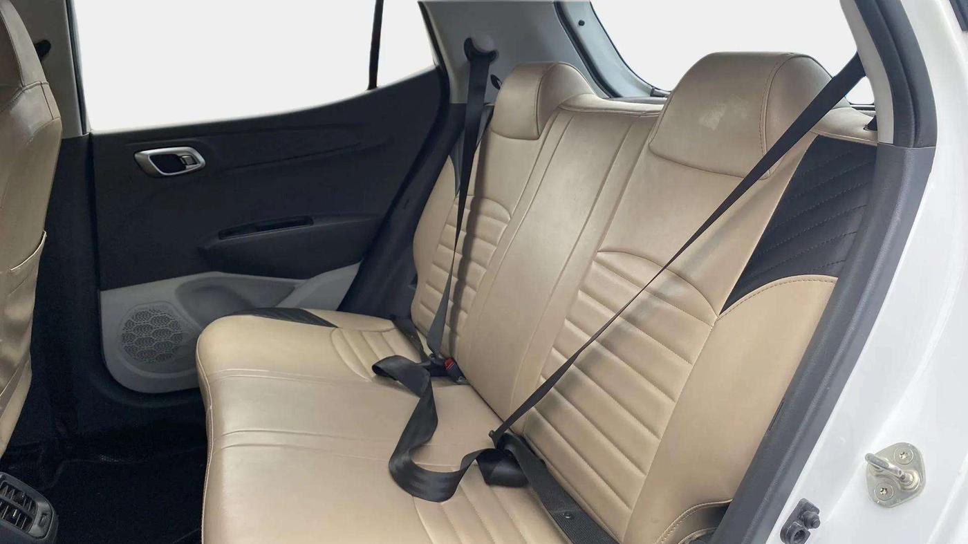 2020 Hyundai GRAND I10 NIOS SPORTZ AMT 1.2 KAPPA VTVT, Petrol, Automatic, 24,734 km, Right Side Rear Door Cabin