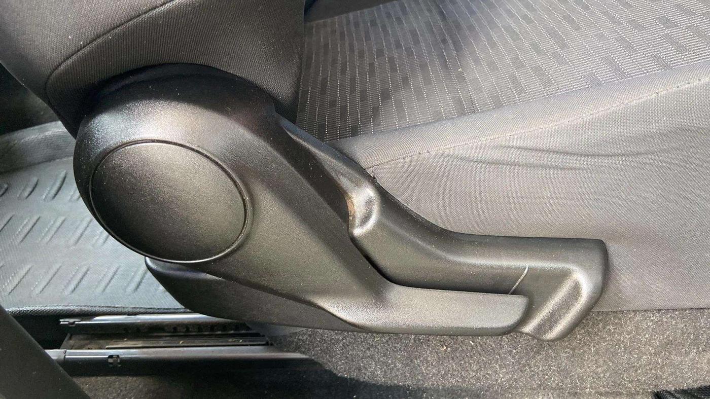 2018 Maruti IGNIS SIGMA 1.2, Petrol, Manual, 23,825 km, Driver Side Adjustment Panel