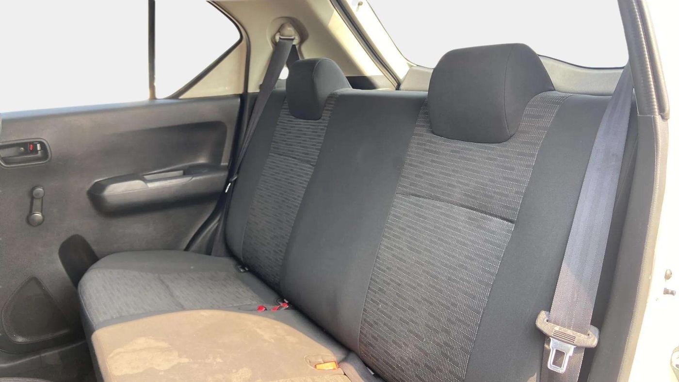 2018 Maruti IGNIS SIGMA 1.2, Petrol, Manual, 23,825 km, Right Side Rear Door Cabin