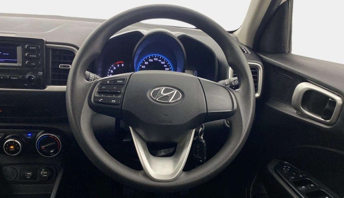 2020 Hyundai VENUE S 1.2, Petrol, Manual, 29,392 km, Steering Wheel Close Up