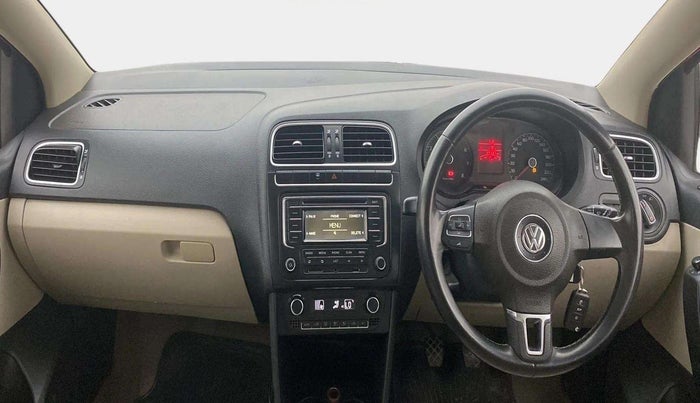 2013 Volkswagen Polo HIGHLINE1.2L, Petrol, Manual, 34,825 km, Dashboard