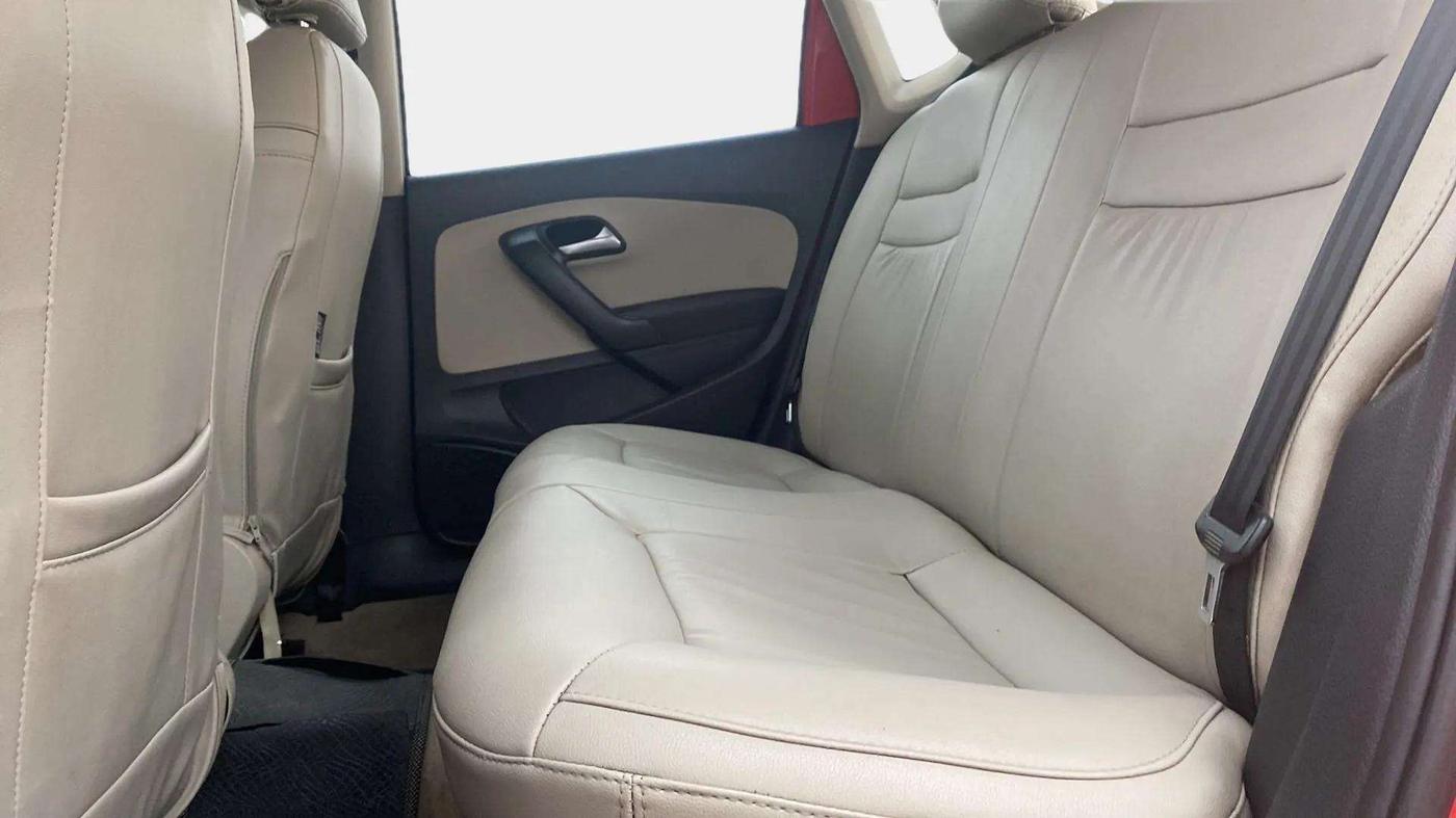 2013 Volkswagen Polo HIGHLINE1.2L, Petrol, Manual, 34,825 km, Right Side Rear Door Cabin