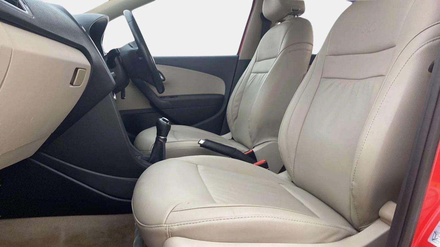 2013 Volkswagen Polo HIGHLINE1.2L, Petrol, Manual, 34,825 km, Right Side Front Door Cabin