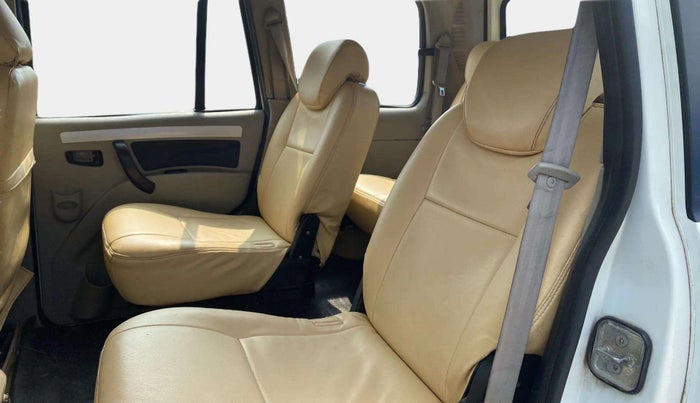 2020 Mahindra Scorpio S11 2WD, Diesel, Manual, 86,163 km, Right Side Rear Door Cabin