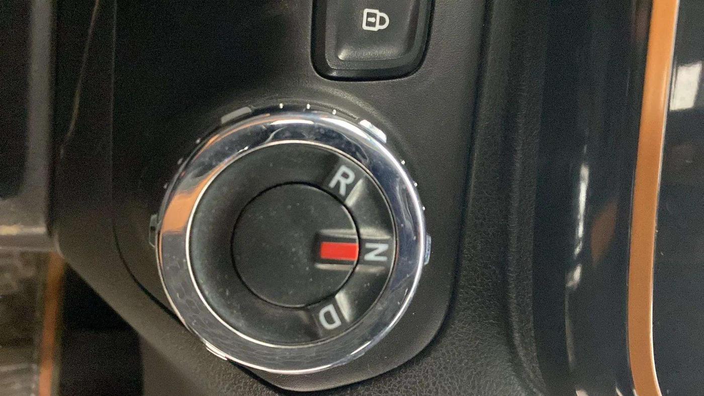 2018 Renault Kwid CLIMBER 1.0 AMT, Petrol, Automatic, 61,636 km, Gear Lever