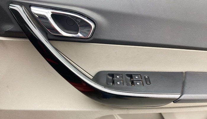 2019 Tata Tiago XZ PETROL, Petrol, Manual, 45,103 km, Driver Side Door Panels Control