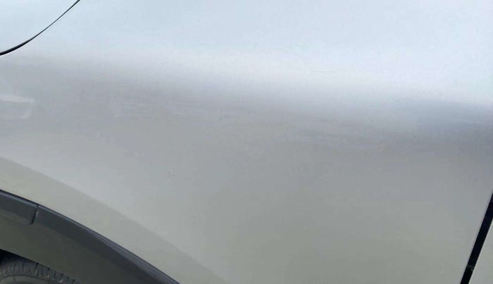 2022 Renault TRIBER RXZ, Petrol, Manual, 29,182 km, Left fender - Slightly dented