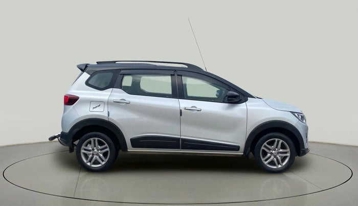2022 Renault TRIBER RXZ, Petrol, Manual, 29,182 km, Right Side