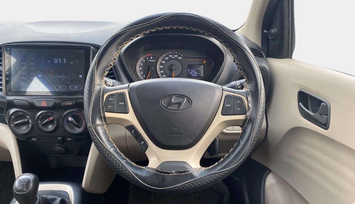 2022 Hyundai NEW SANTRO MAGNA, Petrol, Manual, 7,999 km, Steering Wheel Close Up