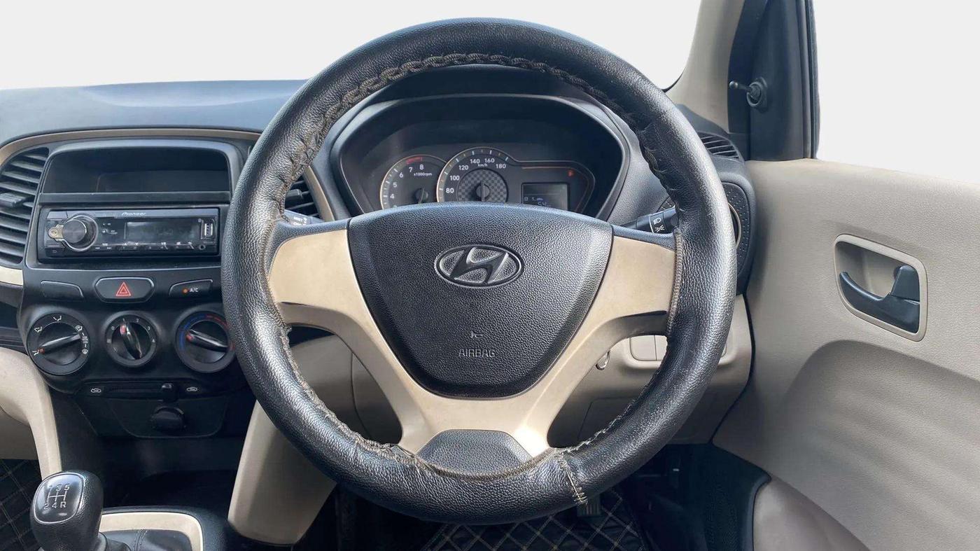 2019 Hyundai NEW SANTRO ERA, Petrol, Manual, 78,513 km, Steering Wheel Close Up