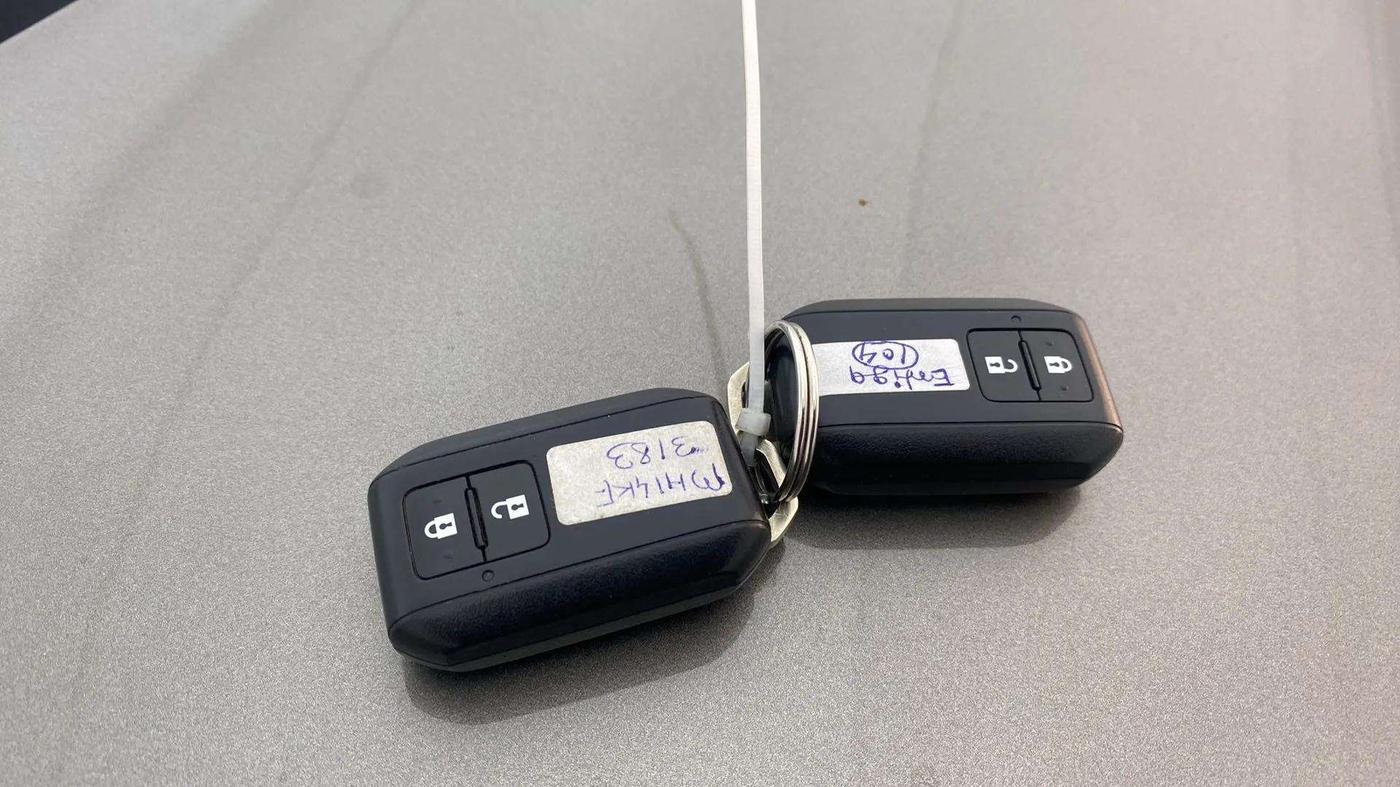2022 Maruti Ertiga ZXI (O) CNG, CNG, Manual, 48,592 km, Key Close Up