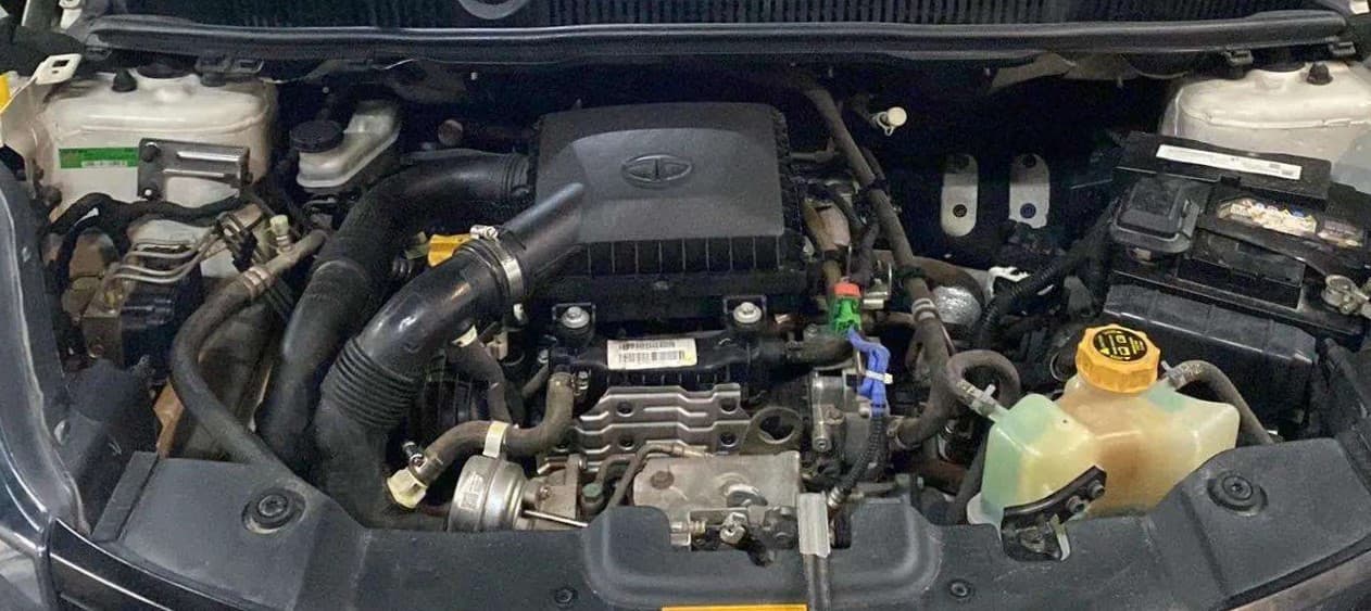 2019 Tata NEXON XM PETROL, Petrol, Manual, 56,750 km, Open Bonet