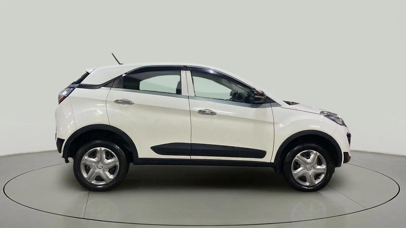 2019 Tata NEXON XM PETROL, Petrol, Manual, 56,750 km, Right Side View