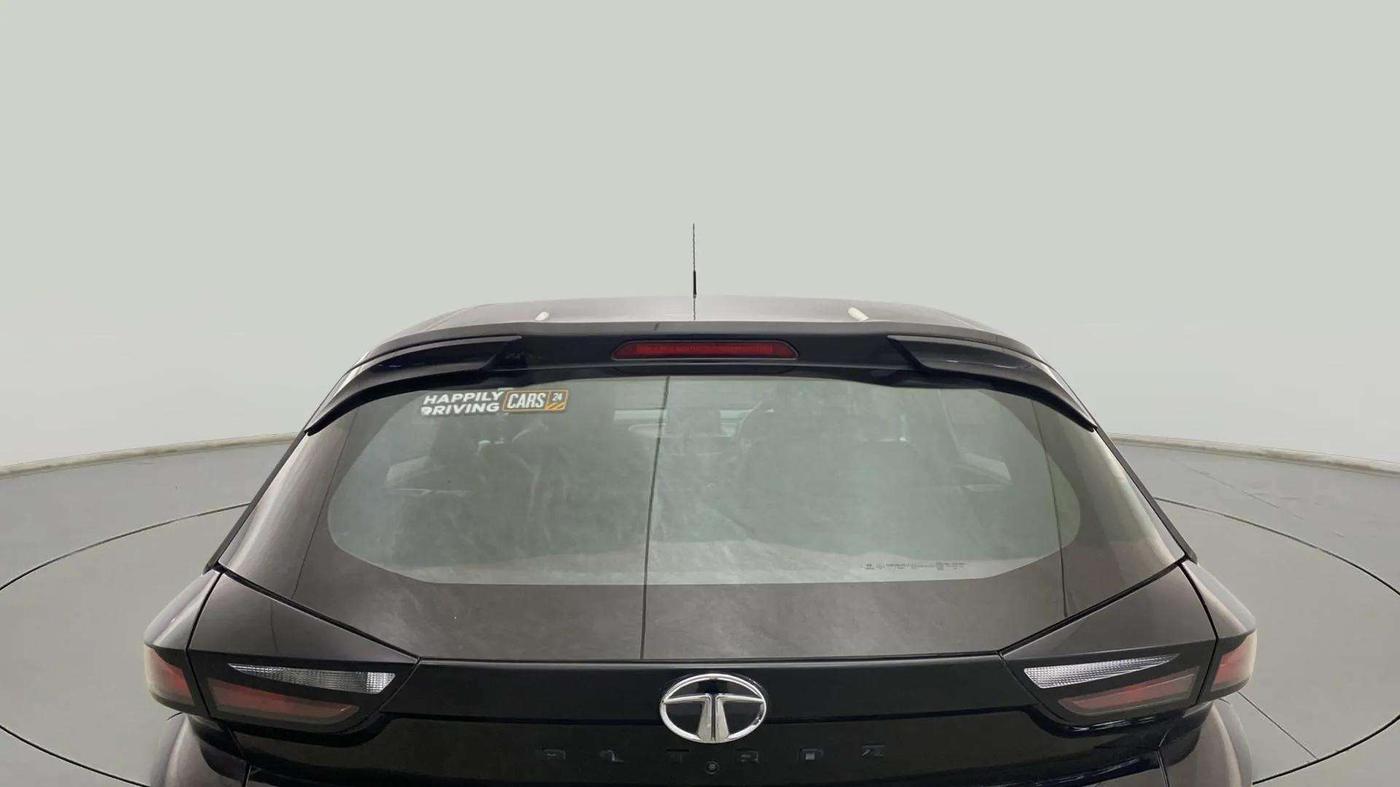 2023 Tata ALTROZ XT PETROL DARK EDITION, Petrol, Manual, 28,148 km, Rear Windshield