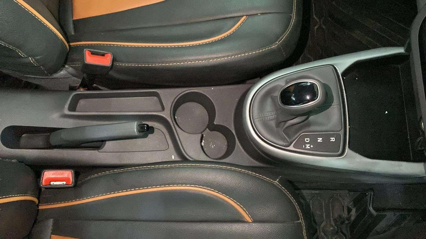 2020 Hyundai GRAND I10 NIOS SPORTZ AMT 1.2 KAPPA VTVT, Petrol, Automatic, 10,095 km, Gear Lever