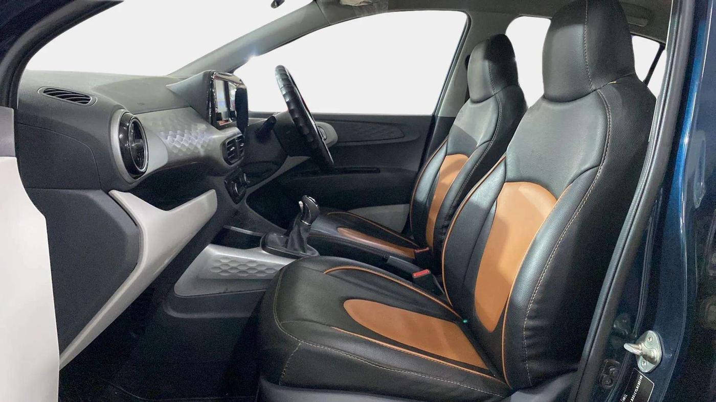 2020 Hyundai GRAND I10 NIOS SPORTZ AMT 1.2 KAPPA VTVT, Petrol, Automatic, 10,095 km, Right Side Front Door Cabin