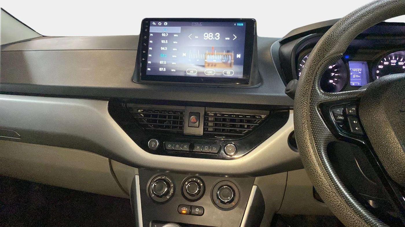 2018 Tata NEXON XM PETROL, Petrol, Manual, 48,600 km, Air Conditioner