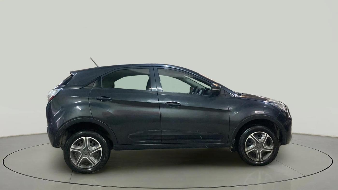 2018 Tata NEXON XM PETROL, Petrol, Manual, 48,600 km, Right Side View