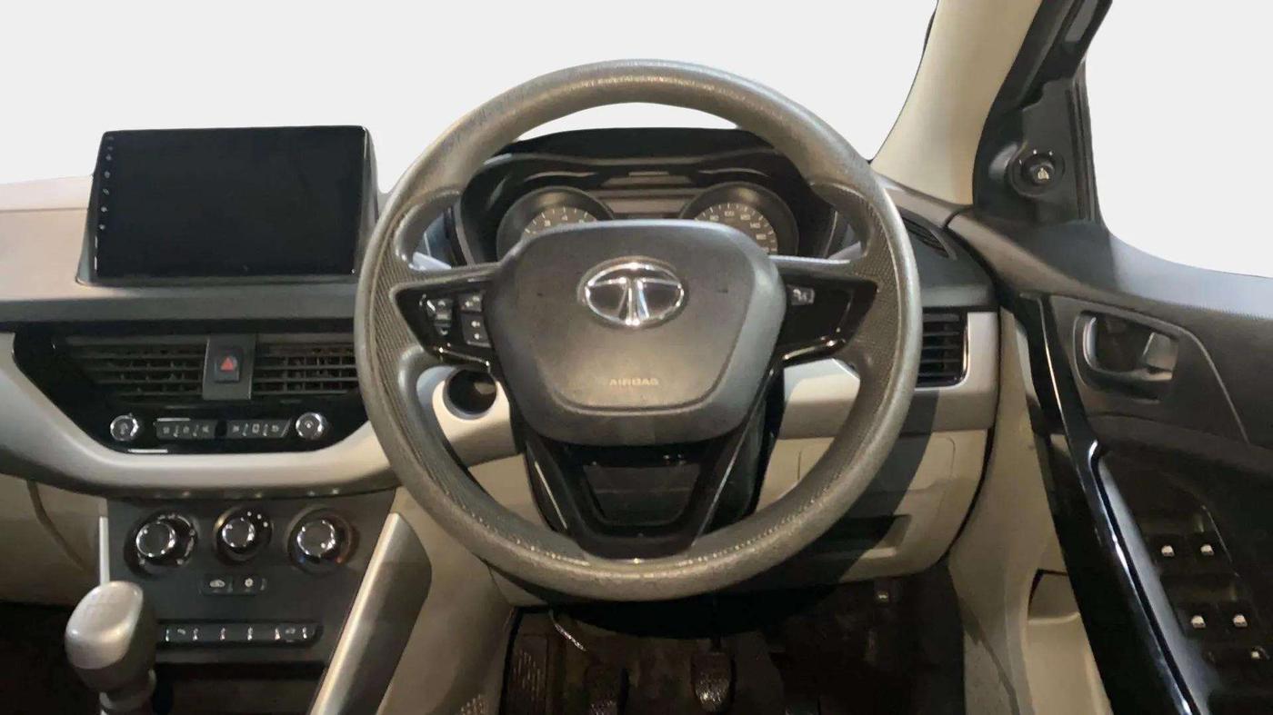 2018 Tata NEXON XM PETROL, Petrol, Manual, 48,600 km, Steering Wheel Close Up