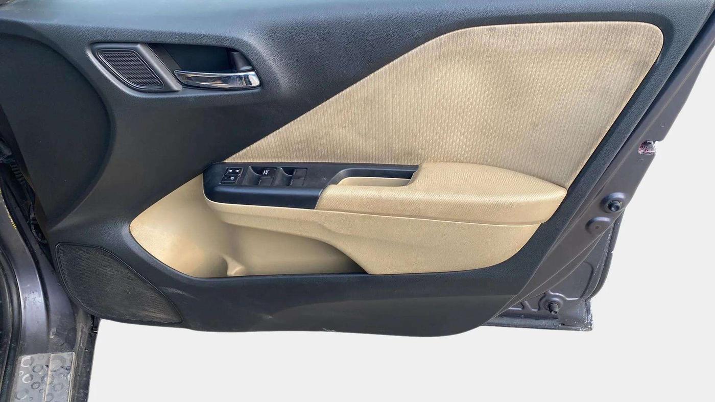 2018 Honda City 1.5L I-VTEC SV, Petrol, Manual, 78,718 km, Driver Side Door Panels Control