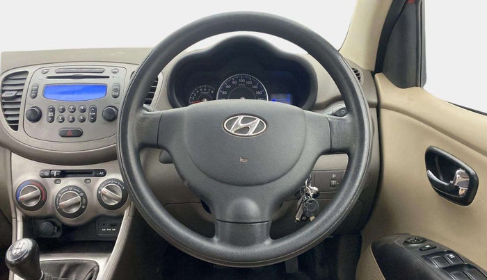 2013 Hyundai i10 SPORTZ 1.2, Petrol, Manual, 97,387 km, Steering Wheel Close Up