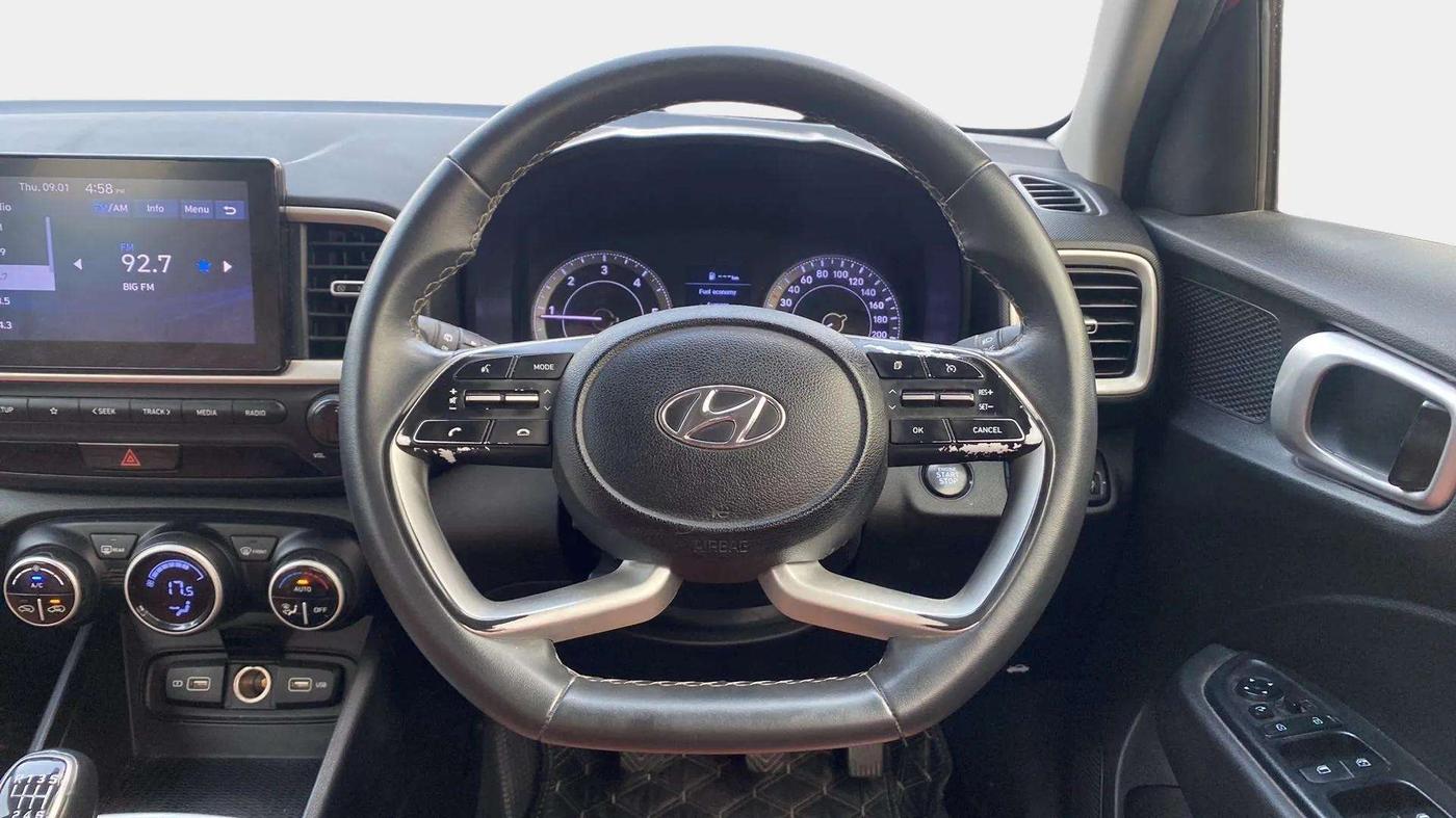 2022 Hyundai VENUE SX 1.5 (O) EXECUTIVE CRDI, Diesel, Manual, 68,426 km, Steering Wheel Close Up