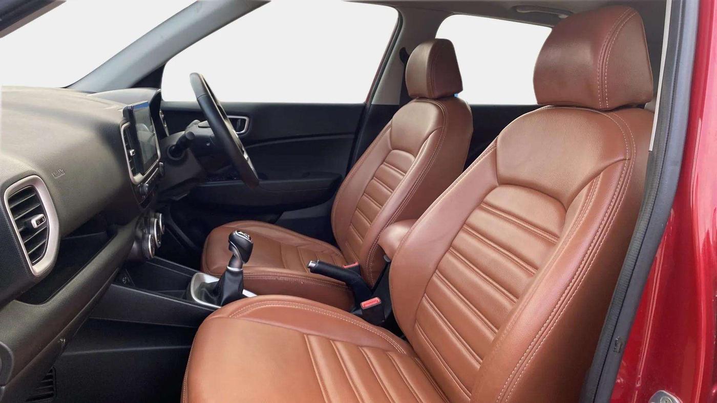2022 Hyundai VENUE SX 1.5 (O) EXECUTIVE CRDI, Diesel, Manual, 68,426 km, Right Side Front Door Cabin