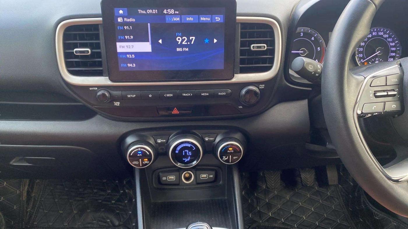 2022 Hyundai VENUE SX 1.5 (O) EXECUTIVE CRDI, Diesel, Manual, 68,426 km, Air Conditioner