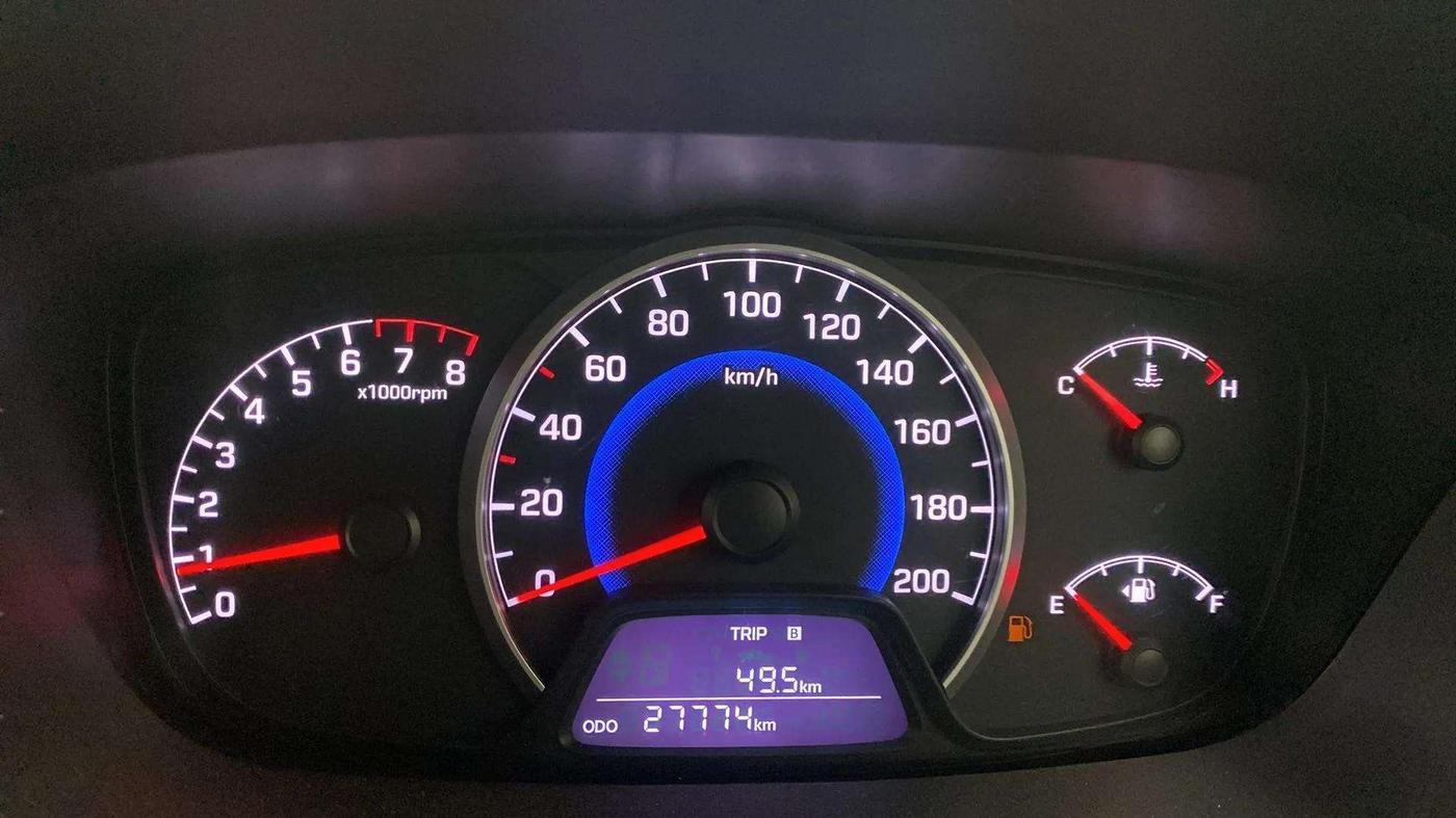 2014 Hyundai Grand i10 SPORTZ 1.2 KAPPA VTVT, Petrol, Manual, 27,860 km, Odometer Image