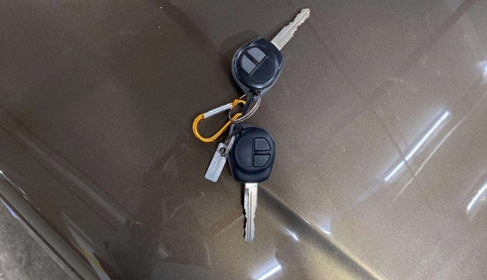 2015 Maruti Wagon R 1.0 VXI, Petrol, Manual, 10,596 km, Key Close Up