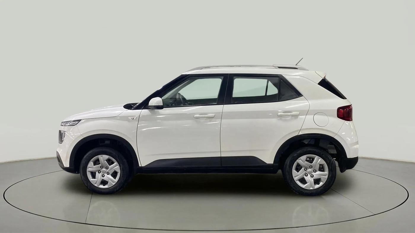 2019 Hyundai VENUE S 1.2, Petrol, Manual, 37,432 km, Left Side