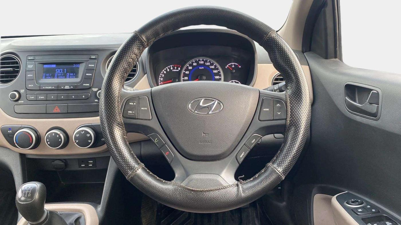 2019 Hyundai Grand i10 MAGNA 1.2 KAPPA VTVT, Petrol, Manual, 46,735 km, Steering Wheel Close Up