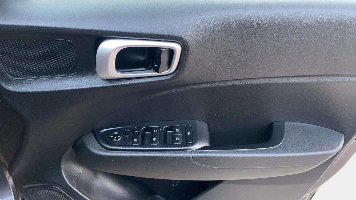 2020 Hyundai VENUE S 1.0 TURBO MT, Petrol, Manual, 64,318 km, Driver Side Door Panels Control