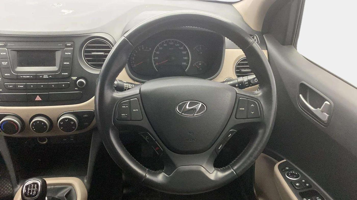 2016 Hyundai Grand i10 ASTA (O) 1.2 KAPPA VTVT, Petrol, Manual, 77,928 km, Steering Wheel Close Up