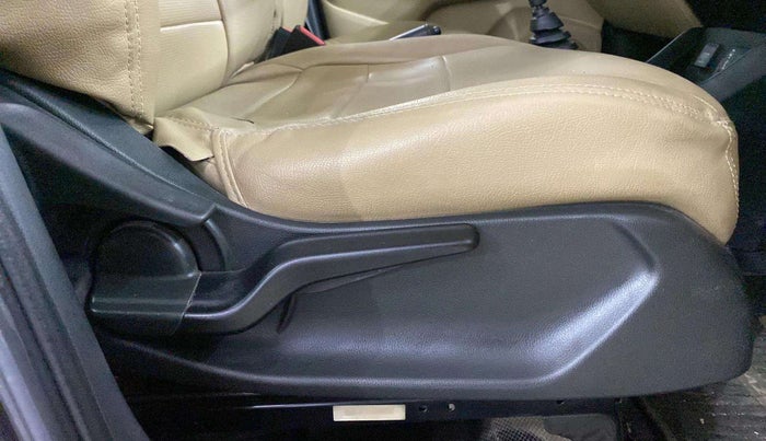 2019 Honda Amaze 1.2L I-VTEC VX, Petrol, Manual, 51,551 km, Driver Side Adjustment Panel