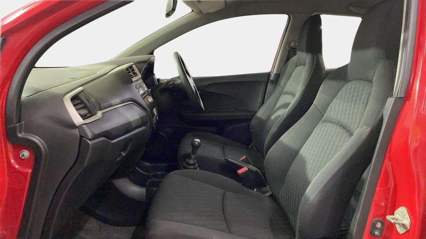 2017 Honda Brio VX MT, Petrol, Manual, 68,017 km, Right Side Front Door Cabin